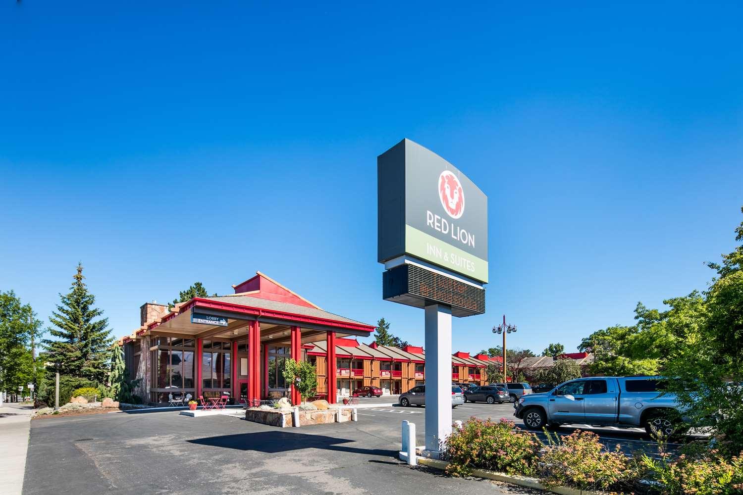 Red Lion Inn & Suites ミズーラ エクステリア 写真